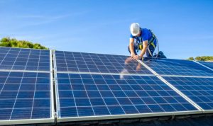Installation et mise en production des panneaux solaires photovoltaïques à Hillion